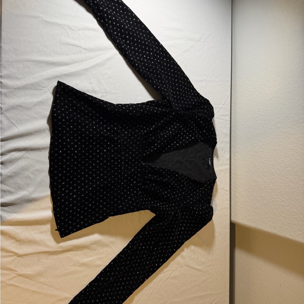 Express Black Top with White Accents ‎ XS